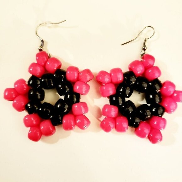 Handmade Hot Pink Kandi Star Earrings - Picture 2 of 4